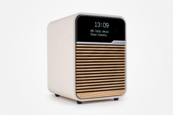 Ruark Audio R1 MK4 Deluxe Bluetooth Radio Light Cream - NEW OLD STOCK